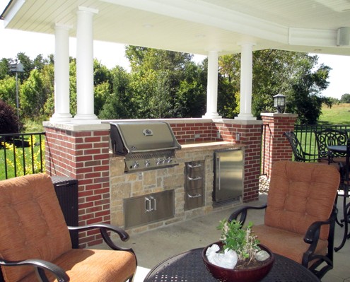 Outdoor Kitchen Areas - Grilling Area, BBQ, Fireplaces, Chesterfield